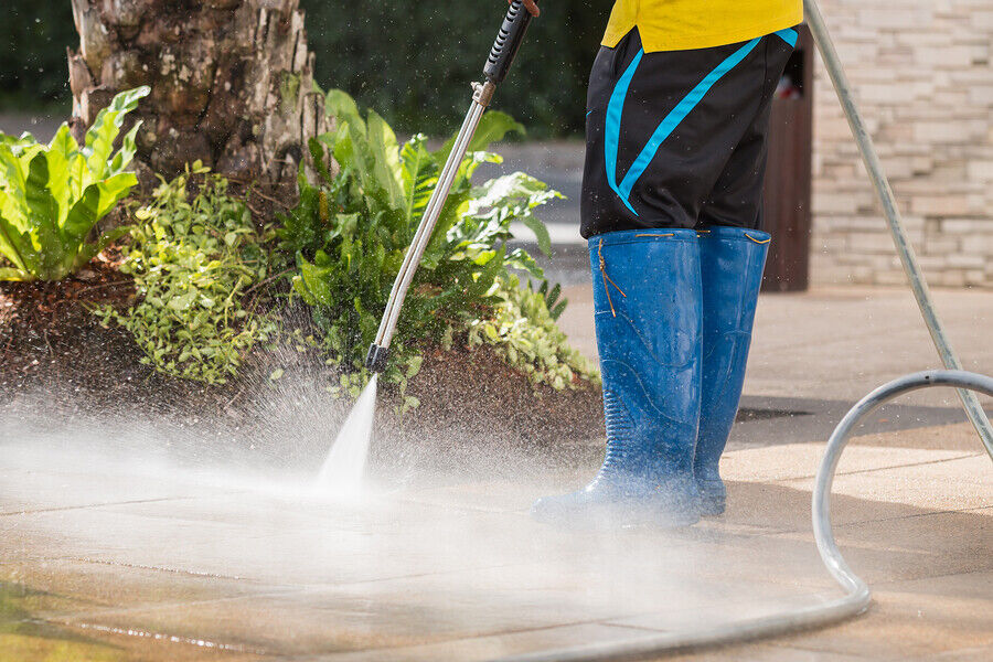 Commercial power washing by Yanez Building Services
